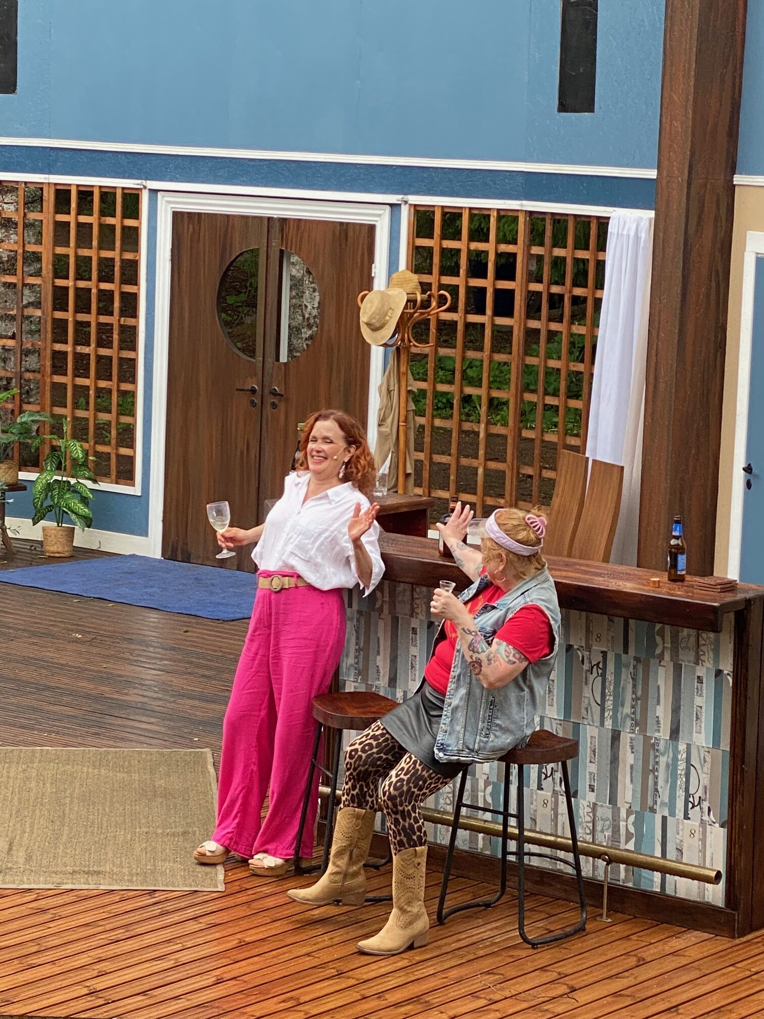 Ranskalainen pyjama naurattaa kyyneliin Krapin kesäteatterissa (VAROITUS, ON TIETTY SINKKURYHMÄ KENELLE NÄYTÖS ON TAATUSTI KIUSALLINEN)